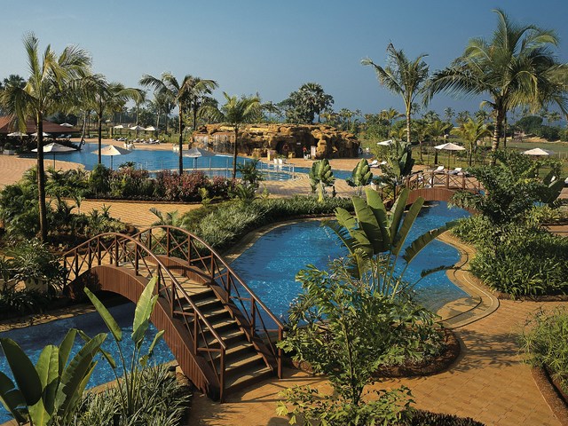 http://The%20Zuri%20White%20Sands%20Goa%20Resort%20&%20Casino%20(ex.%20Radisson)