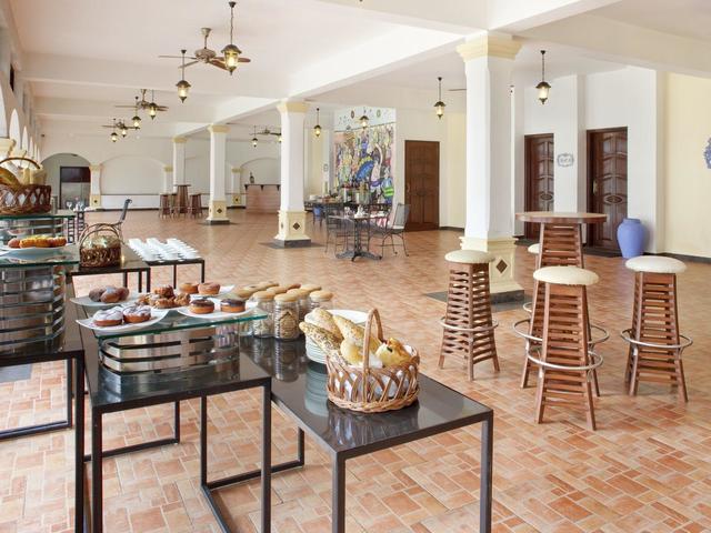 фотографии отеля Holiday Inn Resort изображение №27