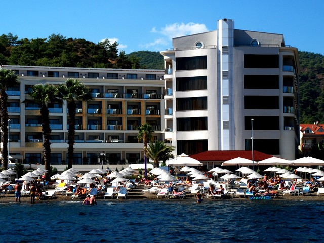 фото Golden Rock Beach изображение №26
