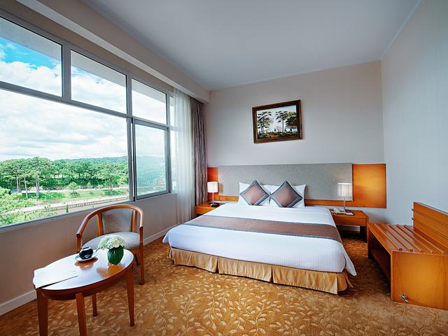 фото Muong Thanh Holiday (ex. Blue Moon Hotel & Spa) изображение №38