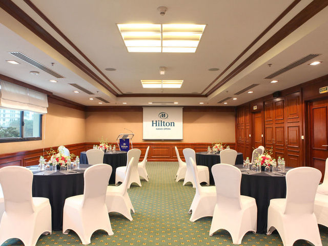 фотографии отеля Hilton Hanoi Opera изображение №19