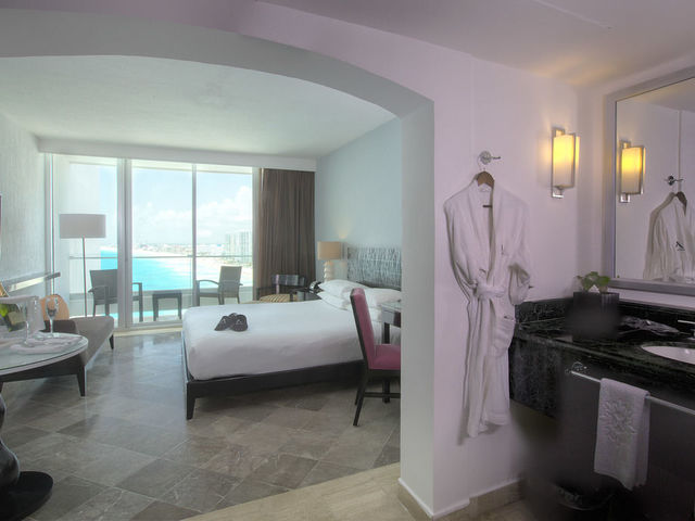 фото Krystal Grand Punta Cancun (ex. Hyatt Regency Cancun) изображение №38