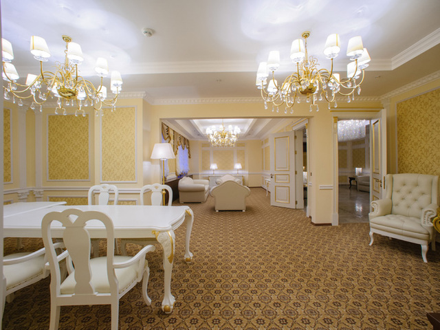 фото отеля Президент Отель (President Hotel) изображение №5