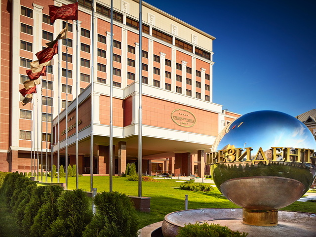 http://Президент%20Отель%20(President%20Hotel)