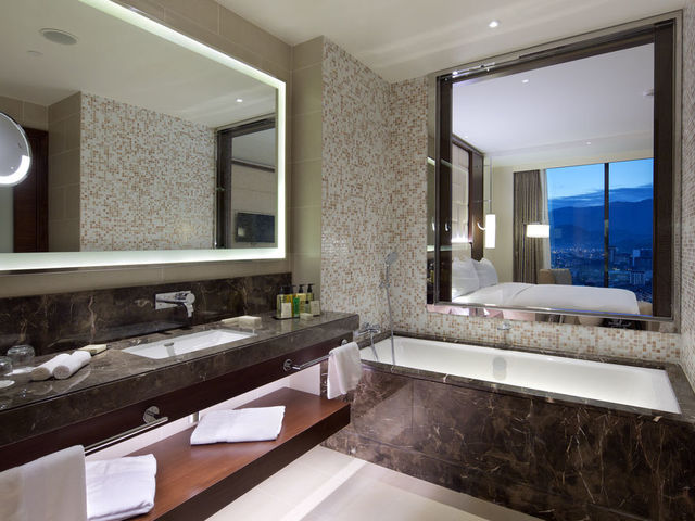 фотографии Hilton Batumi изображение №40