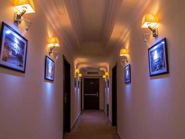 фотографии отеля Yerevan Paris Hotel изображение №11