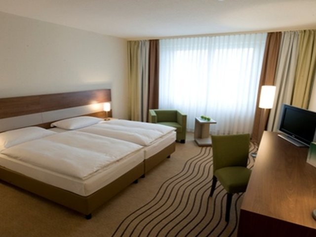 фотографии отеля Holiday Inn Berlin City-East изображение №3