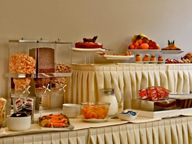 фото Hotel Villa Torlonia изображение №2