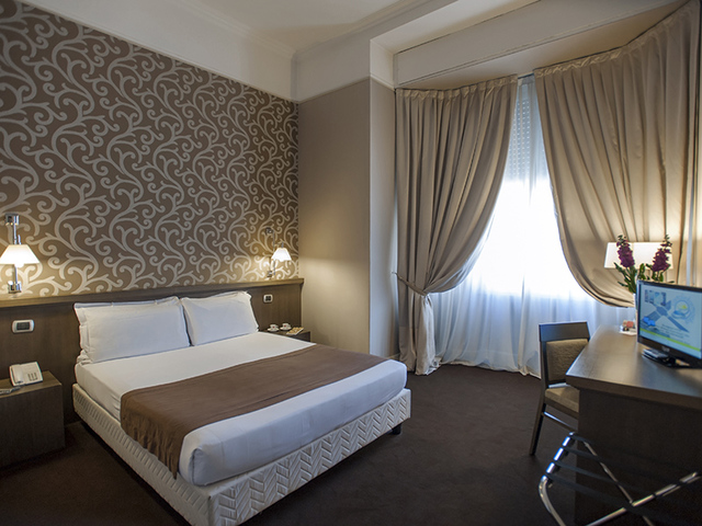 фото Hotel Villa Torlonia изображение №14