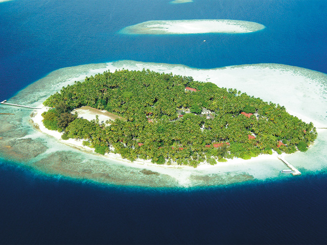 фото отеля Biyadhoo Island Resort изображение №1