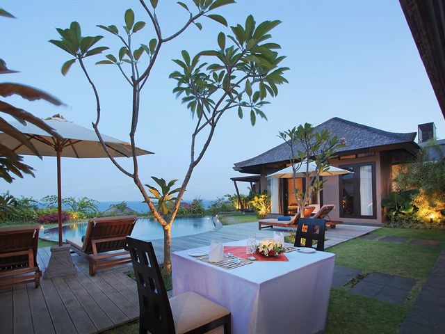 фотографии отеля Ulu Segara Luxury Suites & Villas (ex. The Sawangan Suites & Villas) изображение №19