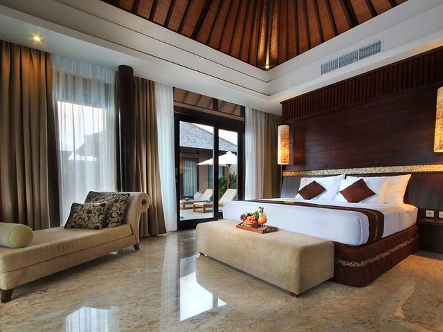 фото Ulu Segara Luxury Suites & Villas (ex. The Sawangan Suites & Villas) изображение №42