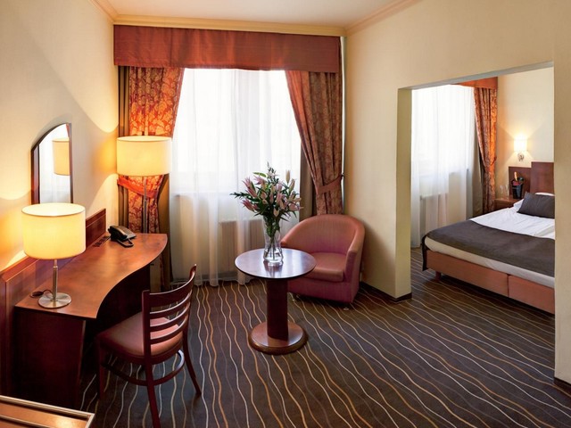 фото Luxury Family Hotel Bila Labut (ех. Best Western Hotel Bila Labut) изображение №2