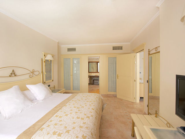 фото Iberostar Grand Hotel Salome изображение №34