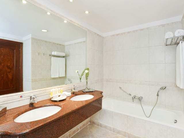 фотографии Iberostar Parque Central (ex. NH Parque Central) изображение №52