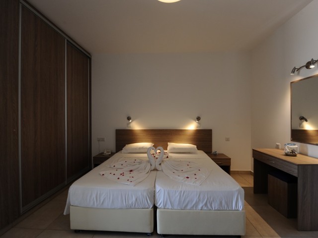 фото отеля Cosmelenia Hotel Apartments изображение №29