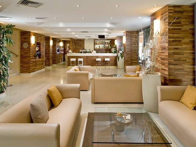 фото Madison Hotel & Residence изображение №10