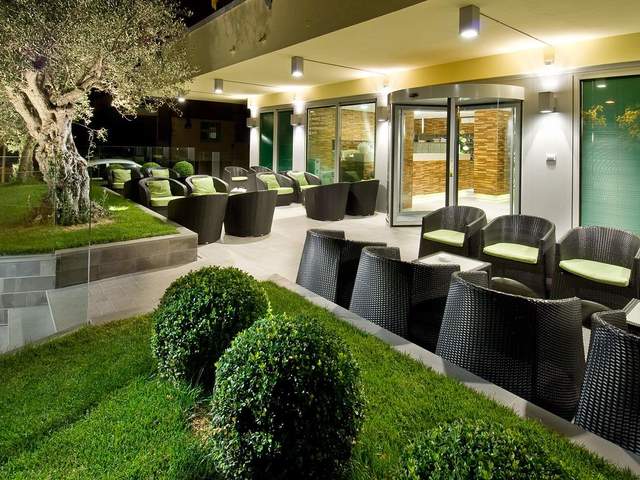 фотографии Madison Hotel & Residence изображение №12