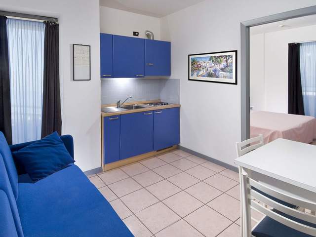 фото Madison Hotel & Residence изображение №18