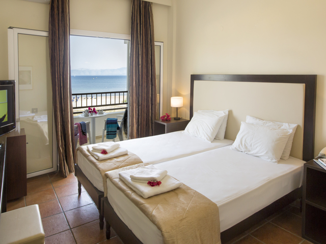 фото Island Beach Resort (ex. Summer Breeze) изображение №10