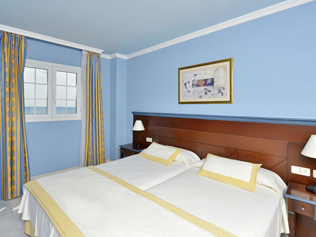 фотографии отеля Iberostar Malaga Playa (ex. Riu Ferrara) изображение №27