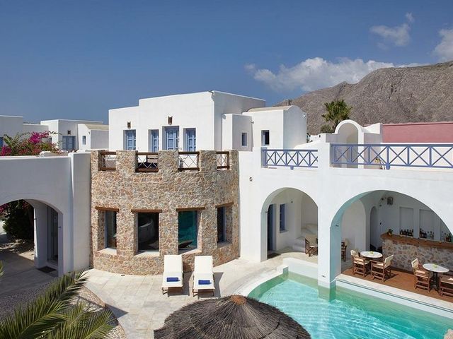 фото отеля Meltemi Luxury Suites изображение №33