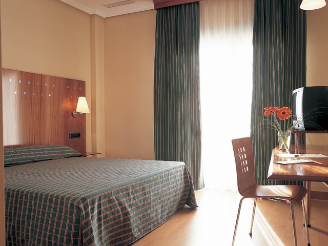 фотографии NH San Pedro изображение №28