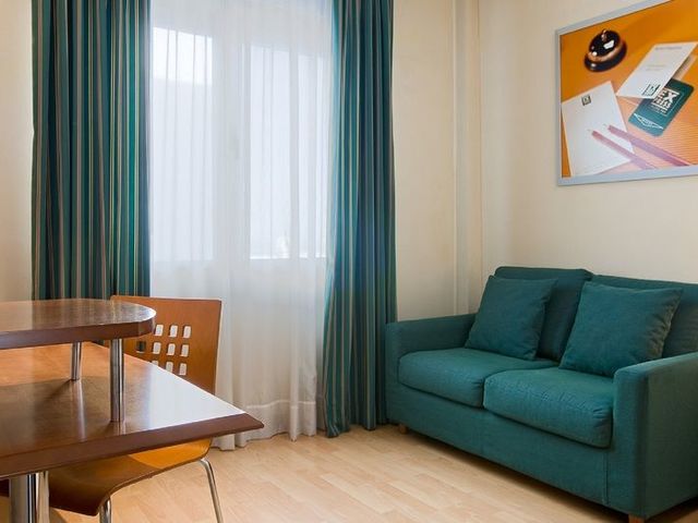 фото NH San Pedro изображение №30