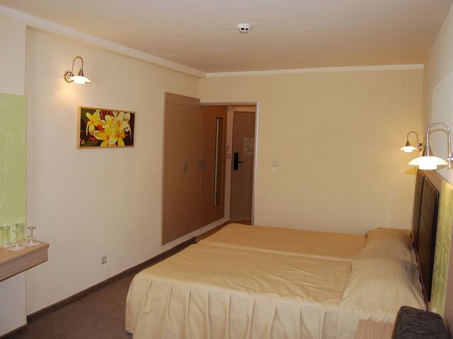 фото Gergana (Гергана) изображение №42