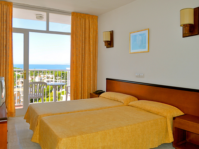 фотографии HSM Reina Isabel изображение №16