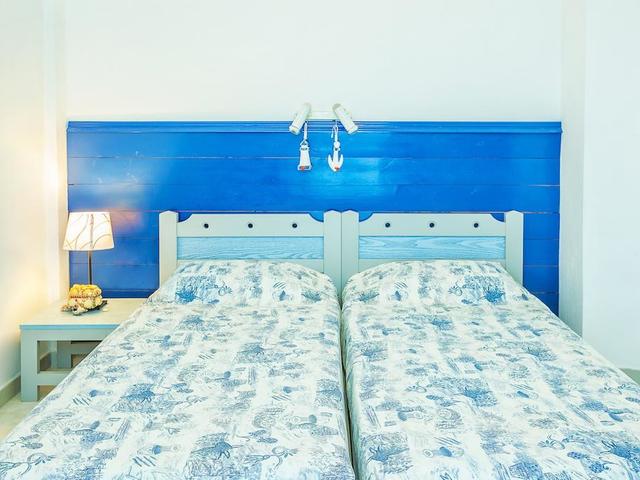 фотографии отеля Xenios Faros Apartments (ех. Faros Apartments) изображение №3