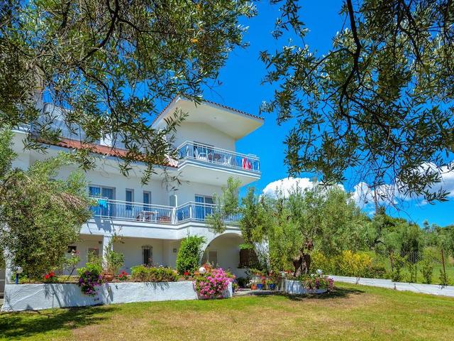 фото отеля Xenios Faros Apartments (ех. Faros Apartments) изображение №29