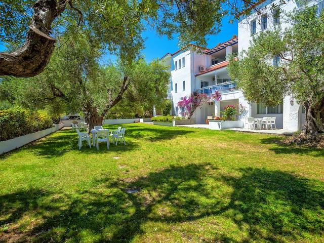 фотографии Xenios Faros Apartments (ех. Faros Apartments) изображение №36