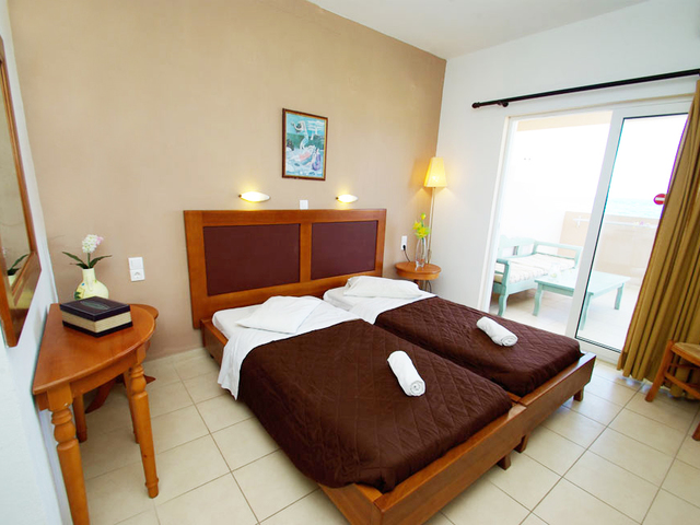 фото отеля Malia Resort Beach изображение №9