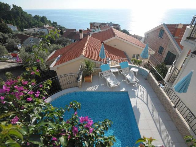 Горящие туры в Свети Стефан, Черногория