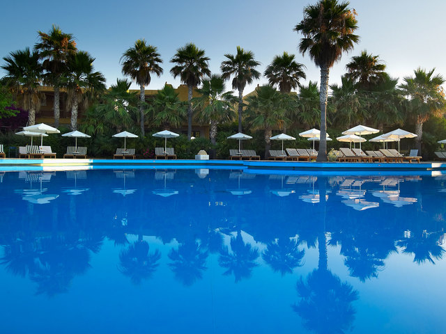 фото отеля Aquila Rithymna Beach (ex. Grecotel Rethyna Beach) изображение №1