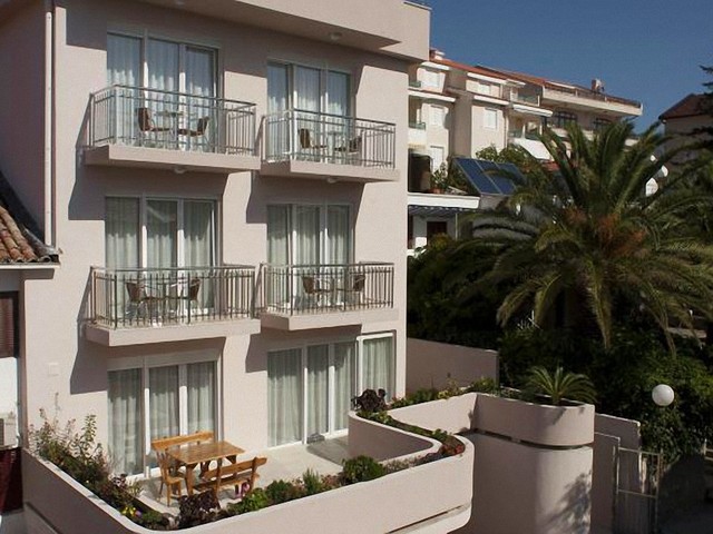 Горящие туры в Петровац, Черногория