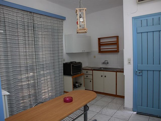 фото отеля Thalia Apartments изображение №9