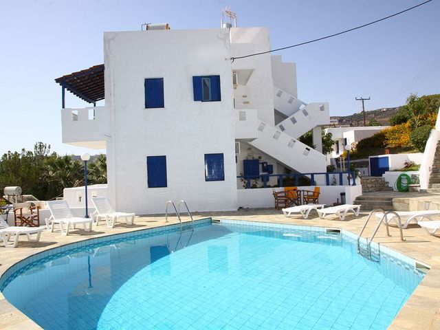 фото отеля Thalia Apartments изображение №1