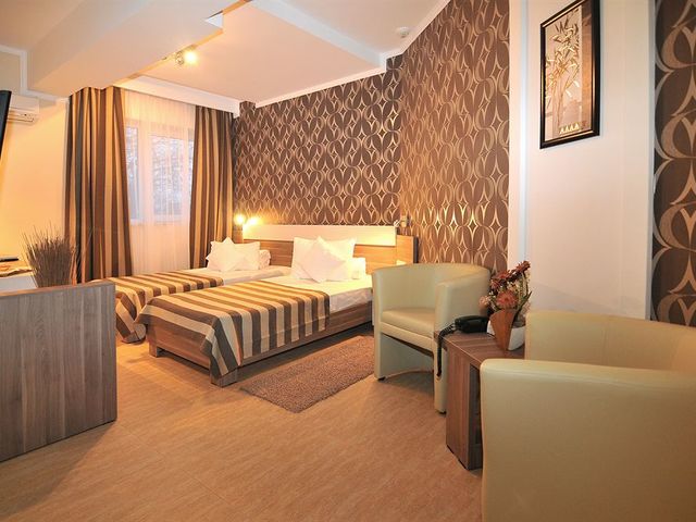 фотографии отеля Confort Hotel изображение №7