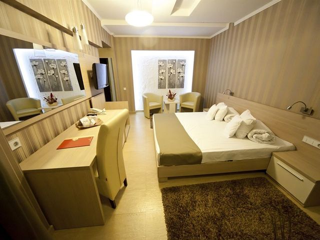 фотографии Confort Hotel изображение №16