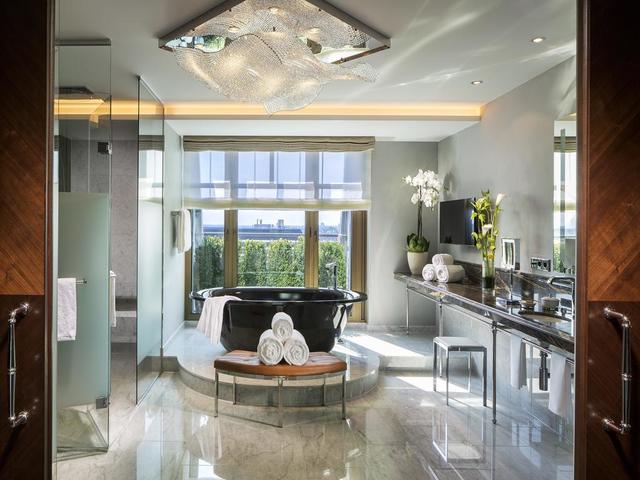 фото Breidenbacher Hof, a Capella Hotel изображение №18