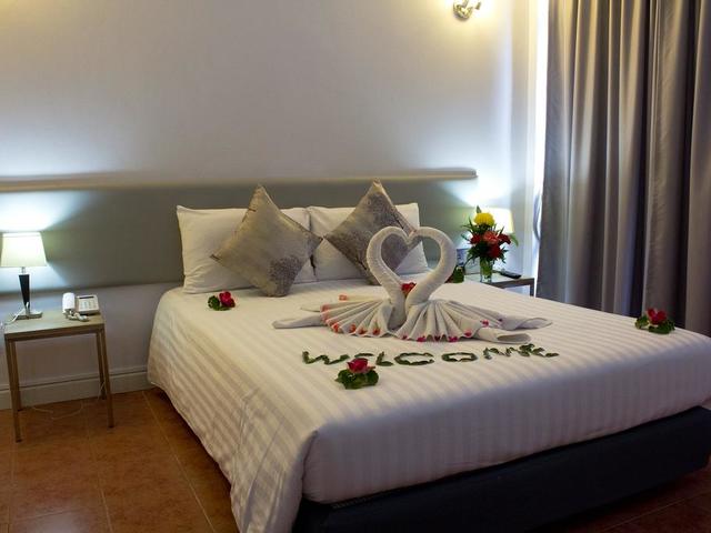 фото On Hotel изображение №62