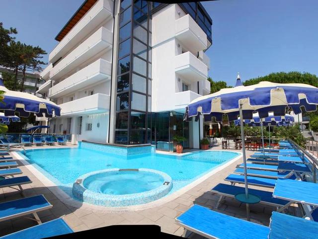 фото отеля Bellevue hotel Lignano Pineta изображение №1