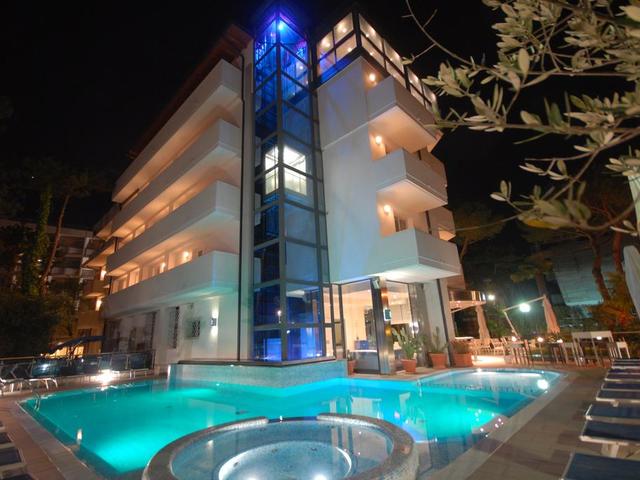 фото отеля Bellevue hotel Lignano Pineta изображение №5