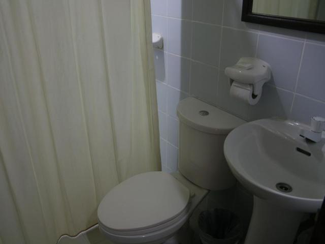 фотографии Sampaguita Suites Plaza Garcia изображение №8