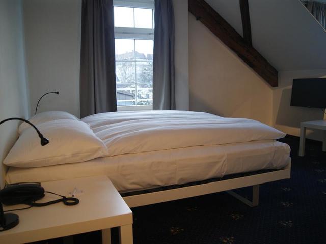 фотографии отеля Fassbind Swiss Night (ex. Claridge Hotel Tiefenau) изображение №15