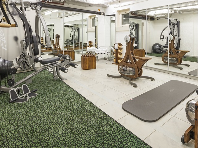 фотографии отеля Fassbind Swiss Night (ex. Claridge Hotel Tiefenau) изображение №11