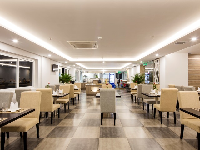 фото отеля Maple Leaf Hotel & Apartment изображение №5