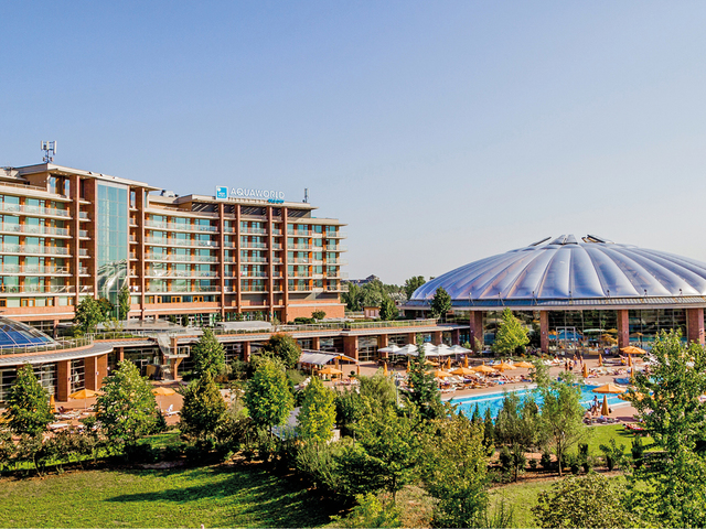 фото отеля Aquaworld Resort Budapest (ex. Ramada Resort Aquaworld) изображение №1
